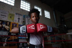 TITLE Boxing USA Boxing Competition Gloves - Elastic -Titleboxing Shop ACGESRD 5