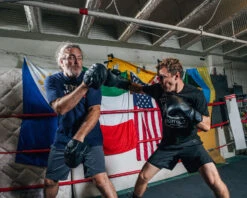 TITLE Black Punch Mitts 2.0 -Titleboxing Shop BKPM2BK 5