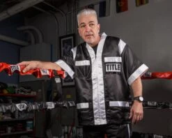 TITLE Boxing Old School Corner Jacket 24 TITLE Boxing Old School Corner Jacket -Titleboxing Shop CJSS2 BKWH