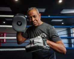 TITLE Boxing Cobra Micro Mitts 3.0 -Titleboxing Shop CMPM3GRBK 1