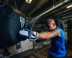 Fighting Big Logo Bag Gloves -Titleboxing Shop FSABG2BLBKWH 1