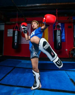 TITLE Boxing Gel Elite Pro Shin & Instep Guards -Titleboxing Shop GEPSIGBKWH 1