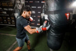 TITLE Boxing Gel Rush Bag Gloves -Titleboxing Shop GRSHBGBKGRRD 2