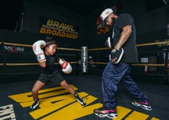 TITLE Boxing Gel Tech Punch Mitts 2.0 14 TITLE Boxing Gel Tech Punch Mitts 2.0 -Titleboxing Shop GTPM2BK 3