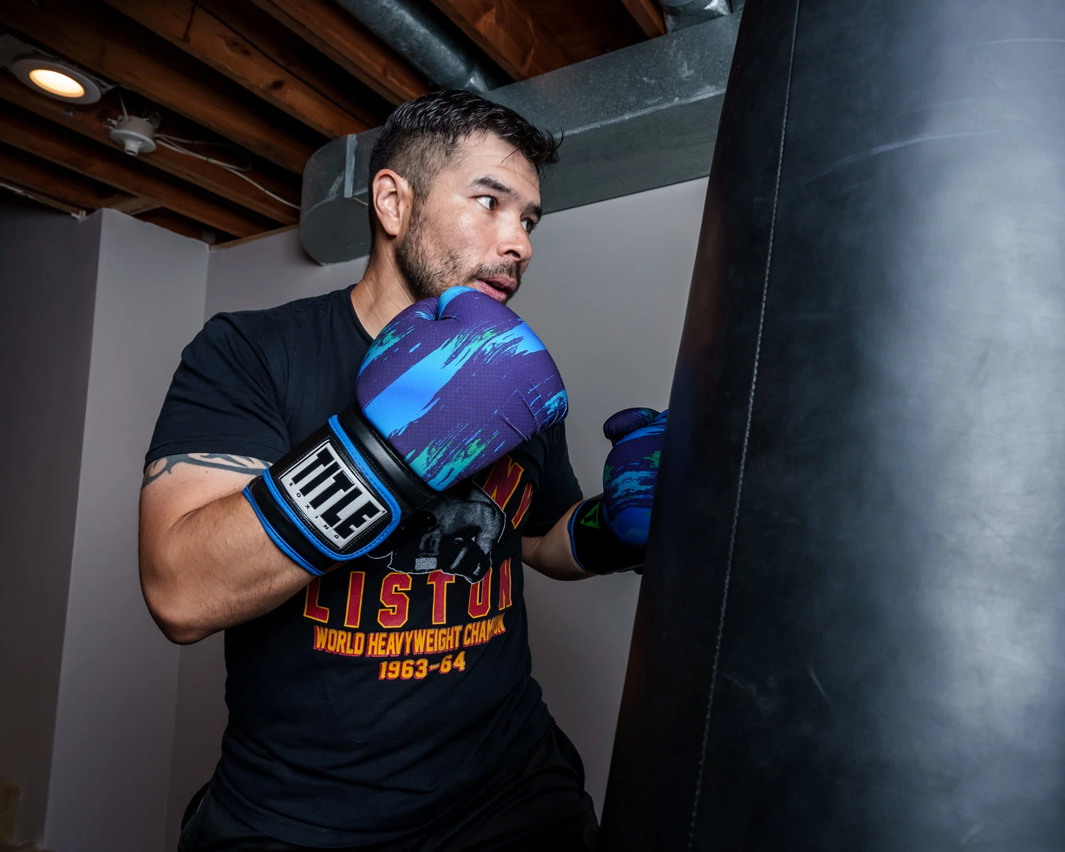 TITLE Boxing Infused Foam Electric Bag Gloves 9 TITLE Boxing Infused Foam Electric Bag Gloves - Image 7