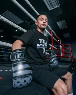 TITLE Boxing Liberty Bag Gloves -Titleboxing Shop LBTBGBKGR 2