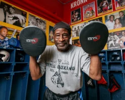 TITLE Boxing '98 Quality Goods Tee 17 TITLE Boxing '98 Quality Goods Tee -Titleboxing Shop LTA5GR 3