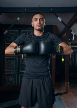 TITLE Boxing Roberto Duran Leather Sparring Gloves -Titleboxing Shop RDSGBK 1