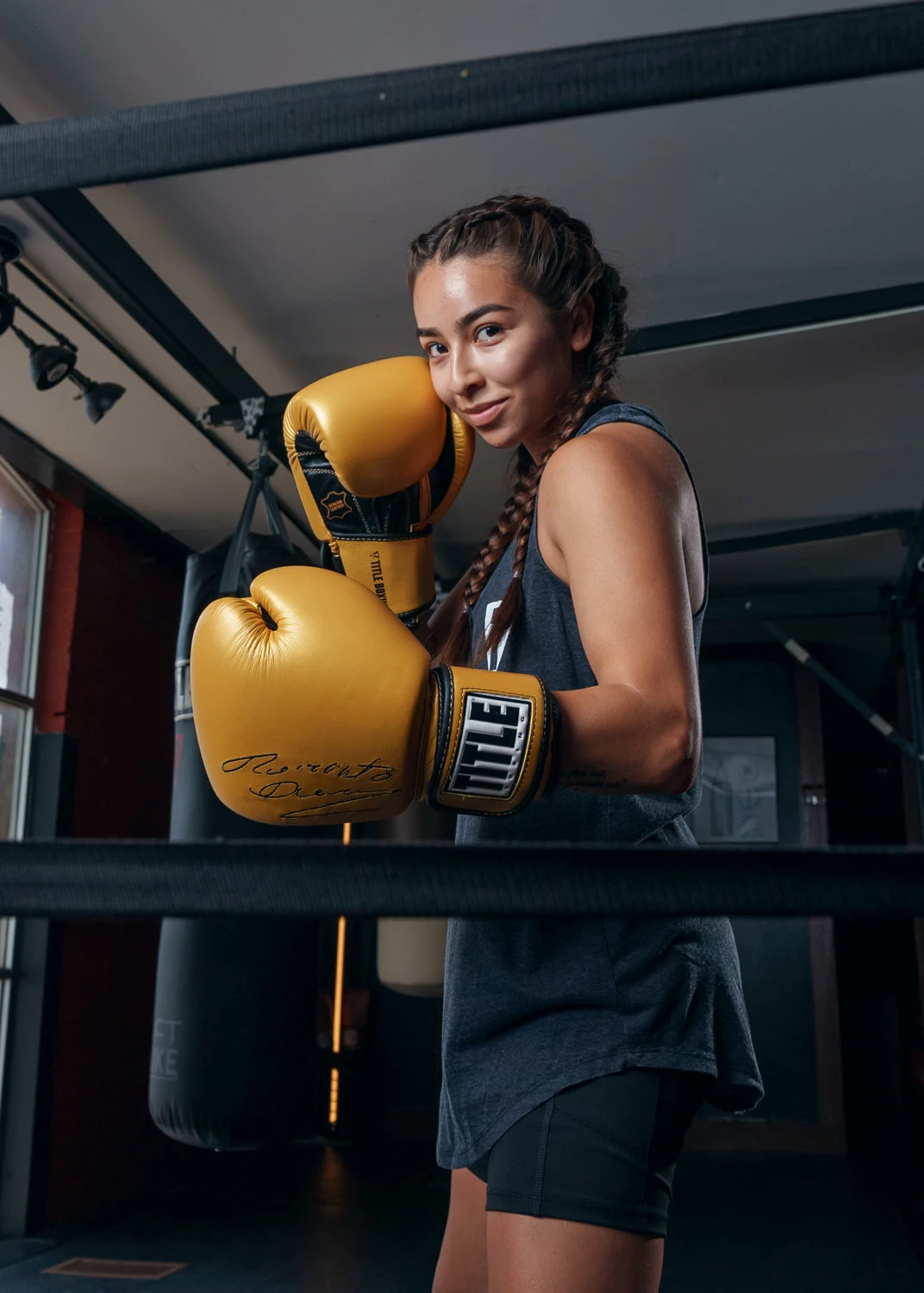 TITLE Boxing Roberto Duran Leather Training Gloves 9 TITLE Boxing Roberto Duran Leather Training Gloves - Image 7