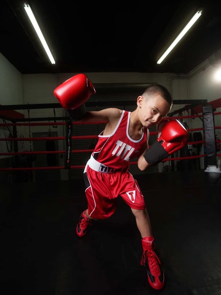 TITLE Boxing Aerovent Elite Amateur Set 8 12 TITLE Boxing Aerovent Elite Amateur Set 8 - Image 10