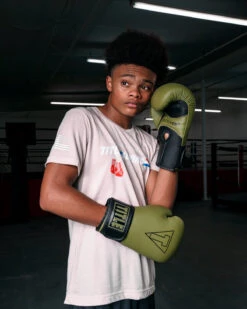 TITLE Boxing United Tee -Titleboxing Shop TBTS206WH 1