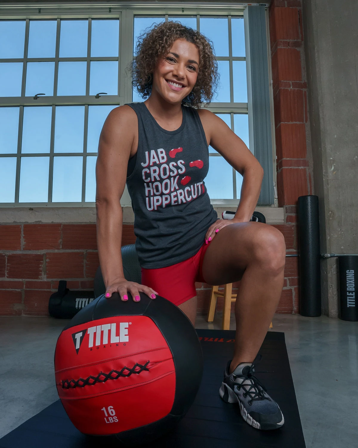 TITLE Boxing Jab Cross Women's Muscle Tee 4 TITLE Boxing Jab Cross Women's Muscle Tee - Image 2