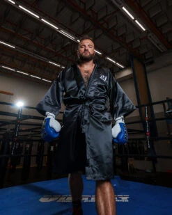 TITLE Boxing Pro Full Length Robe 3.0 27 TITLE Boxing Pro Full Length Robe 3.0 -Titleboxing Shop TSRFL3BK 3