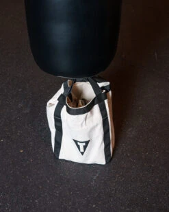 TITLE Boxing Canvas Heavy Bag Anchor -Titleboxing Shop WCVHBA 2 b2a227e1 919b 4776 be25 a02be7a67910