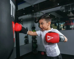 TITLE Boxing Aerovent Youth Gloves -Titleboxing Shop YGLVRD 3