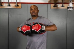 TITLE Boxing Air Vent Technology Punch Mitt -Titleboxing Shop arvtpm 2