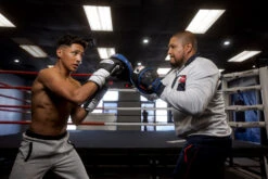 Fighting Freedom Leather Focus Mitts -Titleboxing Shop flfm2 bk bl 1