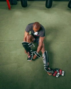 TITLE MMA Perform World Pro Shin Guards 2.0 -Titleboxing Shop pghds2 bk 1