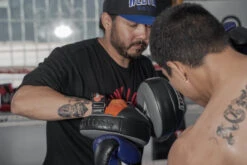 TITLE Boxing Ionic Strike Punch Mitts -Titleboxing Shop tismp