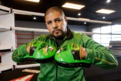WBC By TITLE Boxing Focus Mitts -Titleboxing Shop wbcpm gn bk