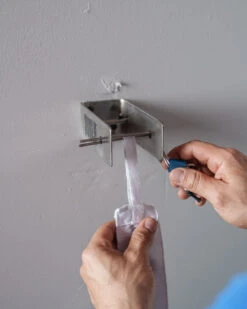 TITLE Boxing 2-N-1 Zip Hand Wrap Roller -Titleboxing Shop zhwr2n1 1